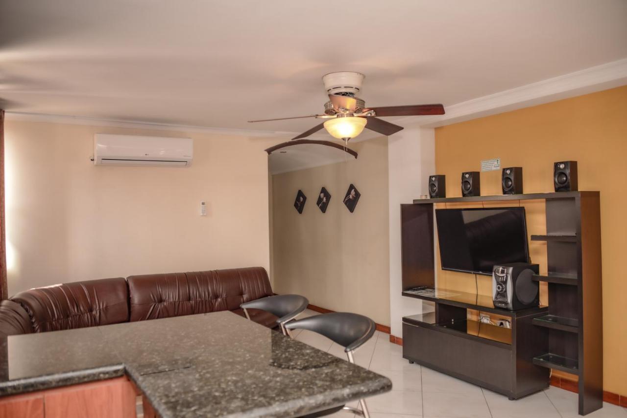 Calle 8 Suites Medellin Luaran gambar