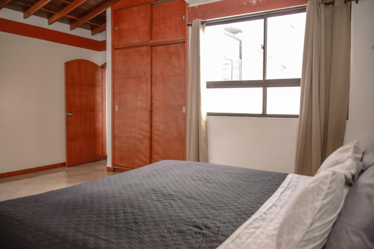 Calle 8 Suites Medellin Luaran gambar