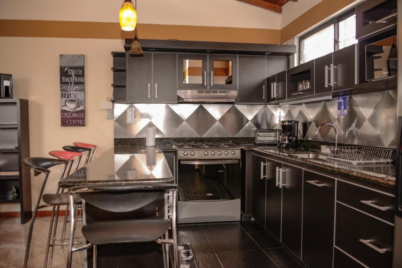 Calle 8 Suites Medellin Luaran gambar