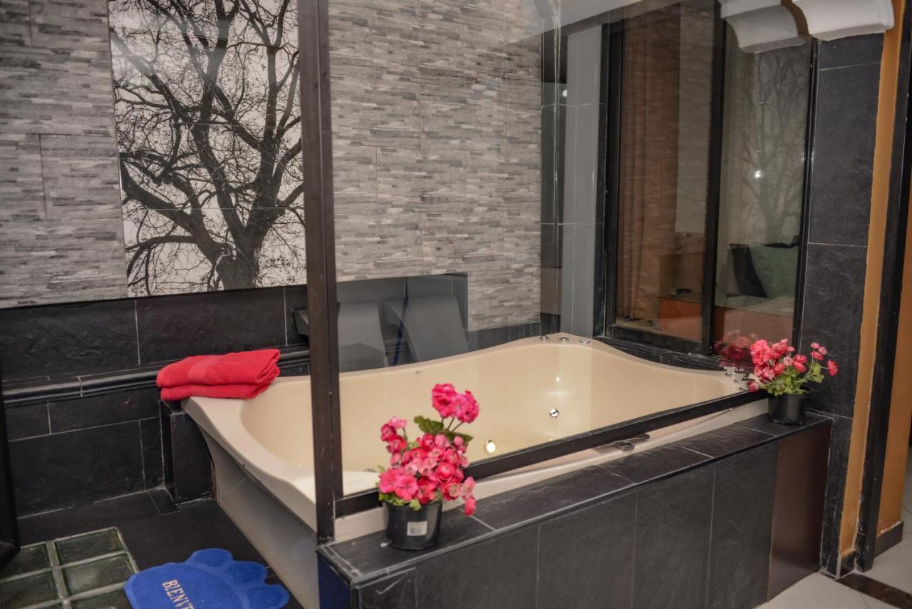 Calle 8 Suites Medellin Luaran gambar