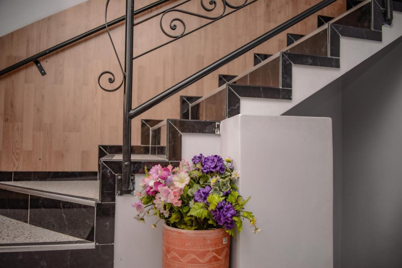 Calle 8 Suites Medellin Luaran gambar