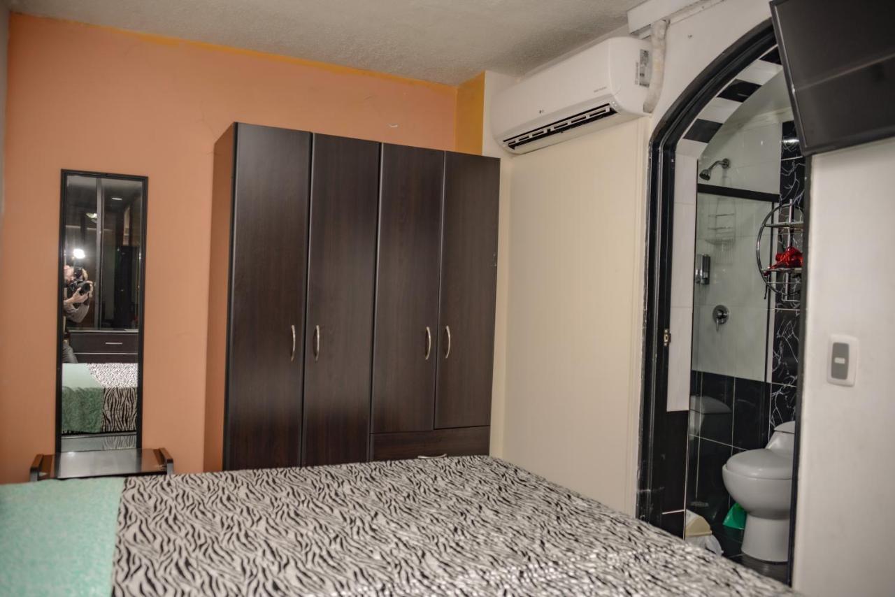Calle 8 Suites Medellin Luaran gambar
