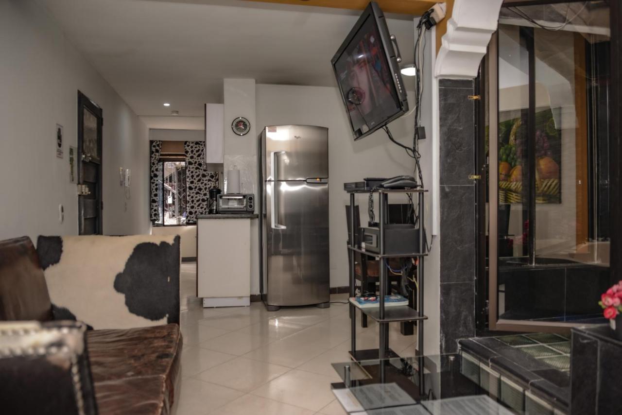 Calle 8 Suites Medellin Luaran gambar