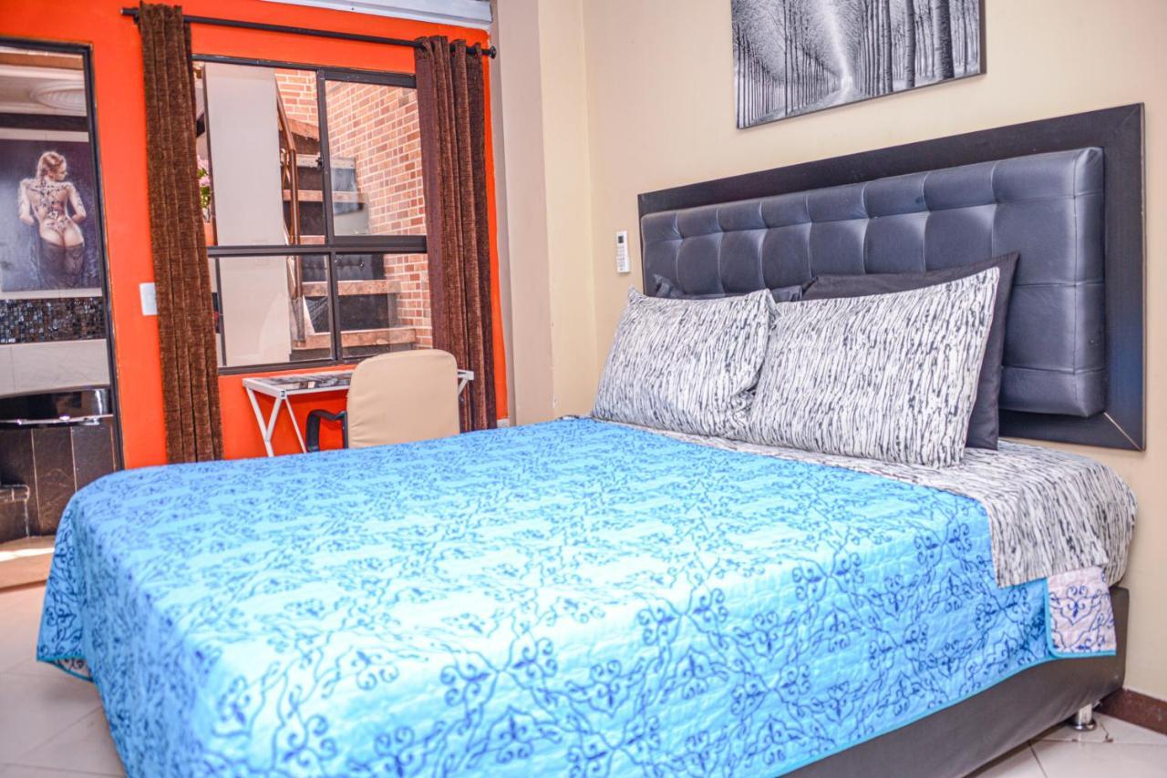 Calle 8 Suites Medellin Luaran gambar