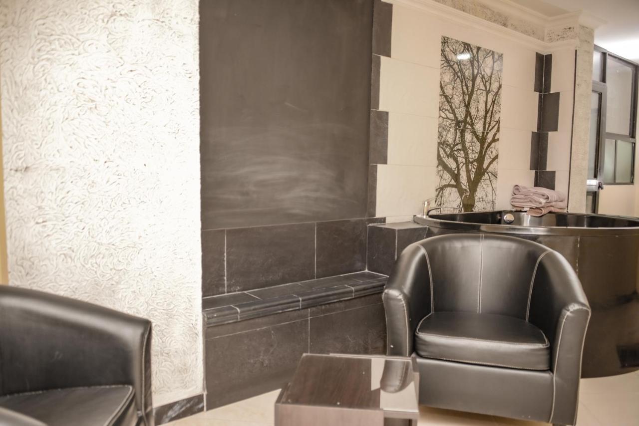 Calle 8 Suites Medellin Luaran gambar