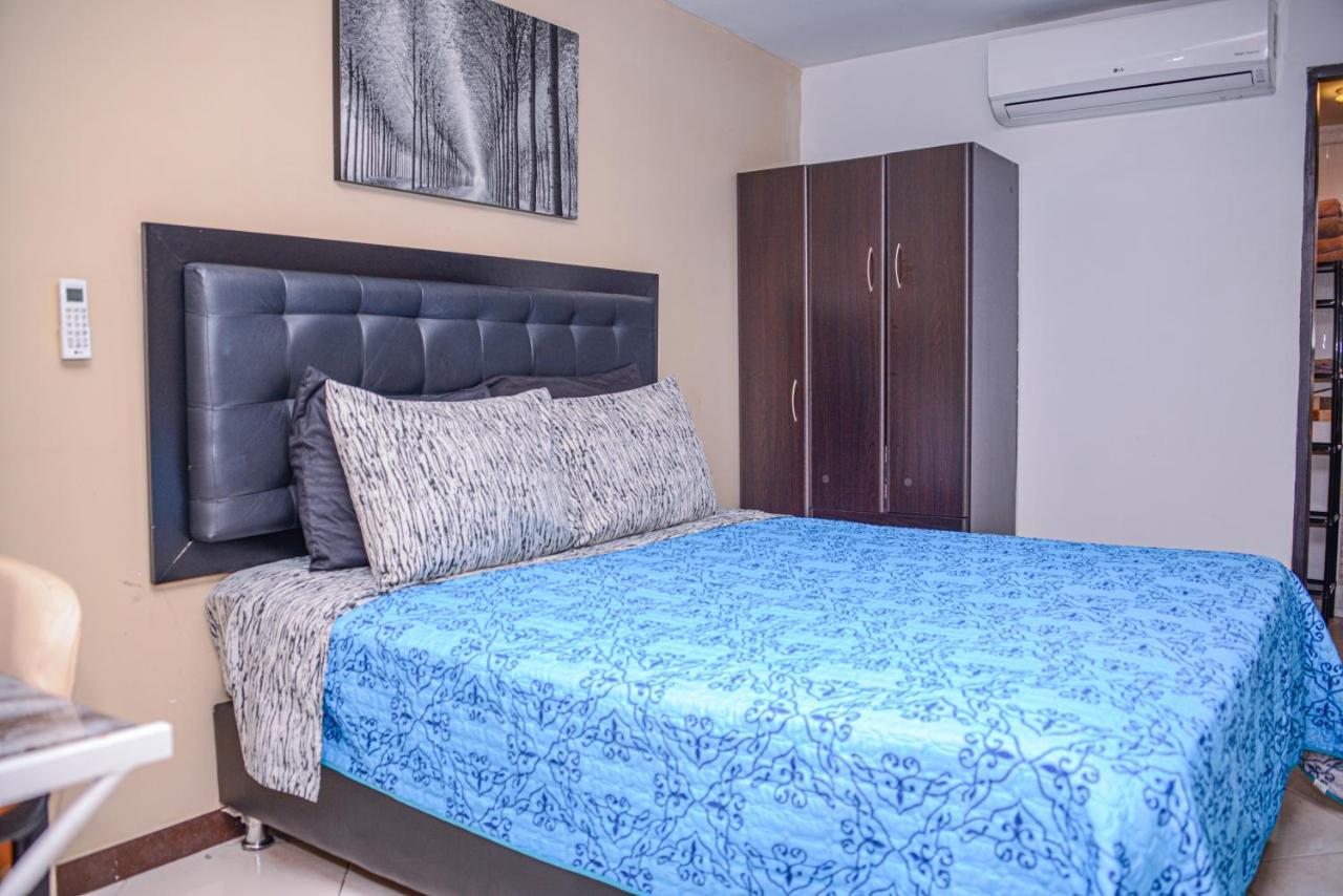 Calle 8 Suites Medellin Luaran gambar